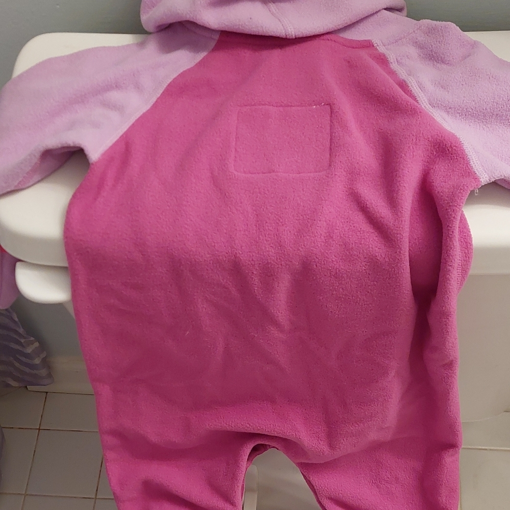 Tate gift..Infant girls Under Armour Nwot one piece hoodie coat size 6-12 months - Picture 9 of 9